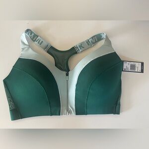 IVY PARK Two-Tone Green Sports Bra